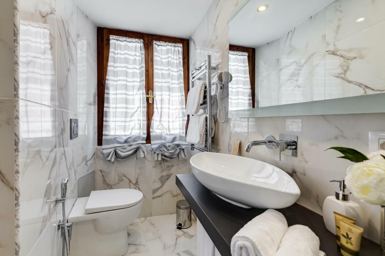 Trevi Private Suites By Premium Suites Collection Róma Kültér fotó